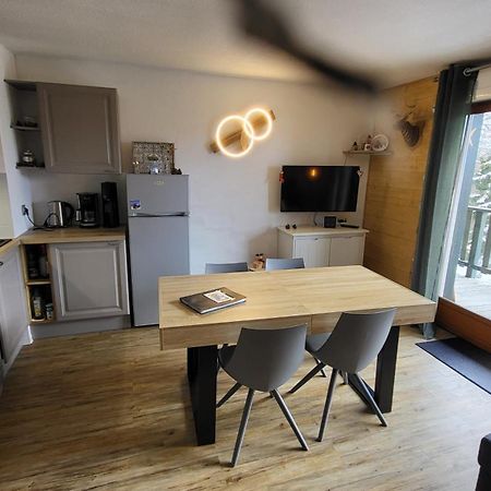 Appartement 4 A 6 Personnes - Chalets D'Aurouze - La Joue Du Loup Le Devoluy Exterior foto